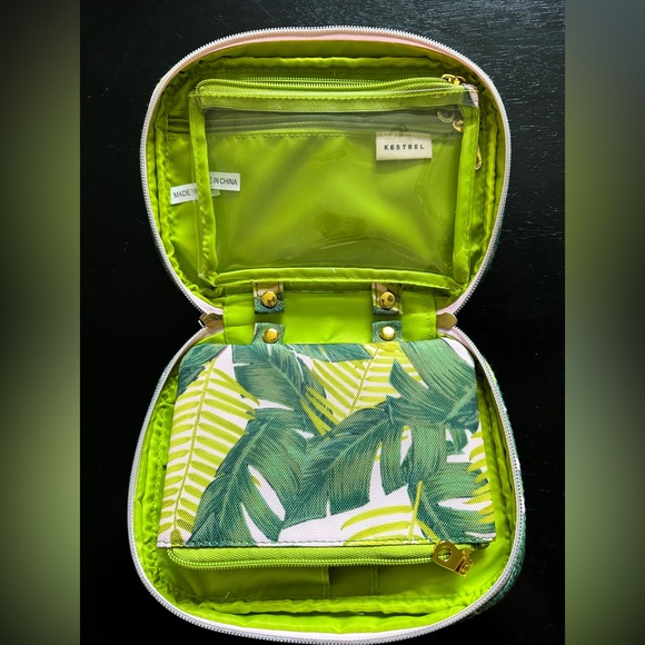 Travel Makeup or Jewelry Bag - Picture 2 of 9